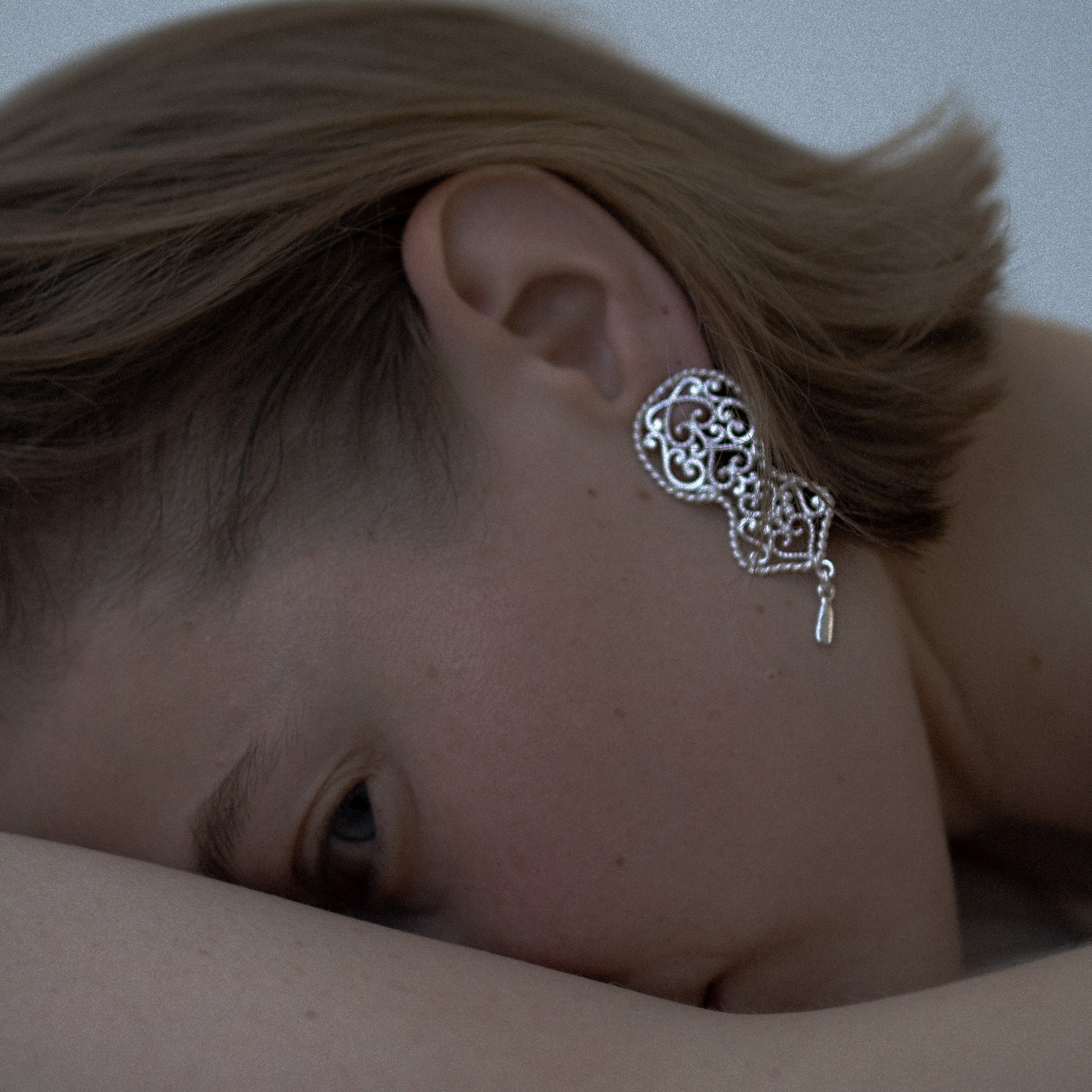 "Silver filigree chandelier ornament earrings"