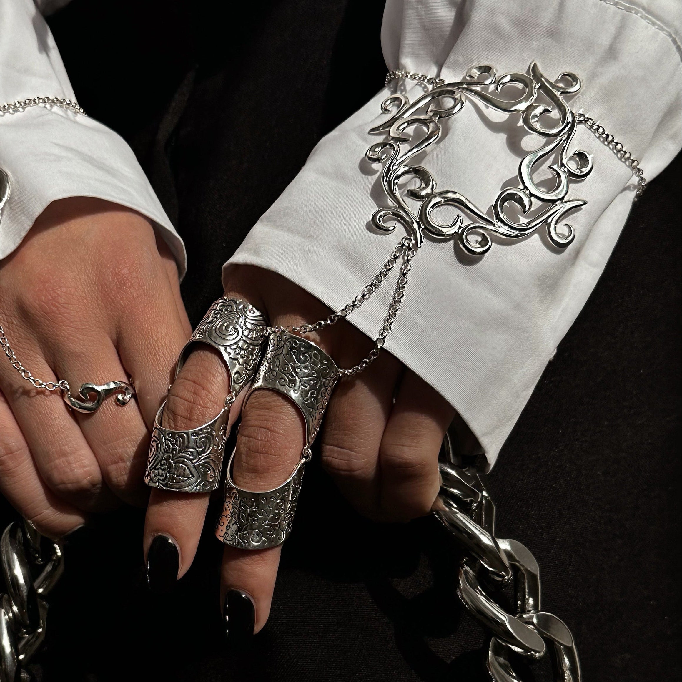 Sterling silver hand chain “Gia”